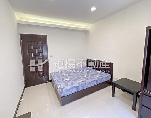 近昆陽站/小資首選漂亮雅房/商圈便利/含瓦斯網路水費 - Image 2