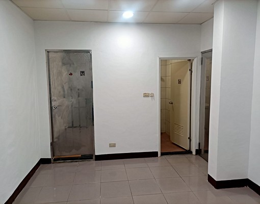 淡江大學一樓溫馨套房只剩下一間 - Image 8
