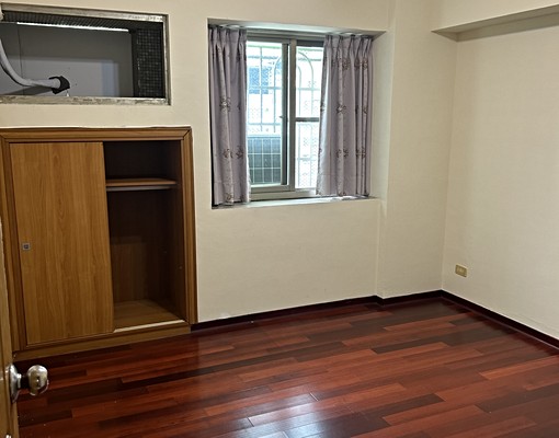 大林國宅3房附家具美電寓 - Image 8