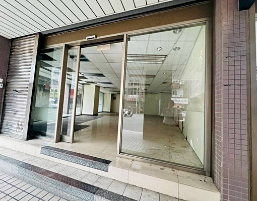 中壢市區/中正路/一樓店住/室內大空間//可便利店//工作室 - Image 6