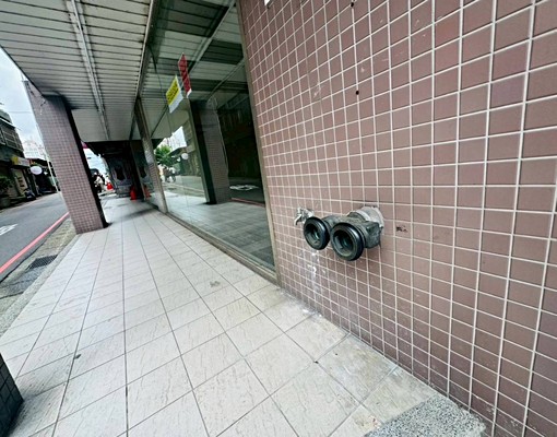 中壢市區/中正路/一樓店住/室內大空間//可便利店//工作室 - Image 7
