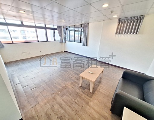 ✨萬華2房1廳✨彈性大客廳、系統廚具、大露臺✨可寵短租收垃圾 - Image 1