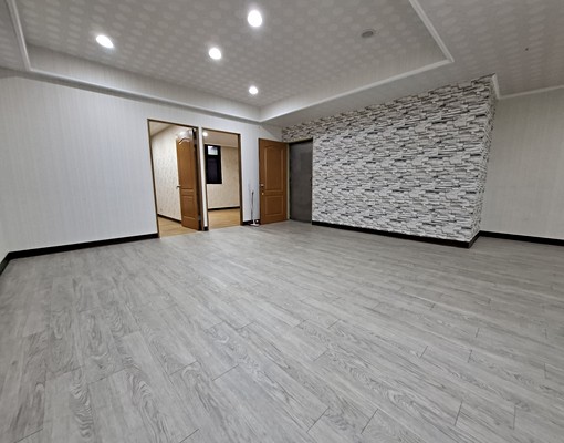 復興路商圈四房爬高二樓公寓 - Image 9