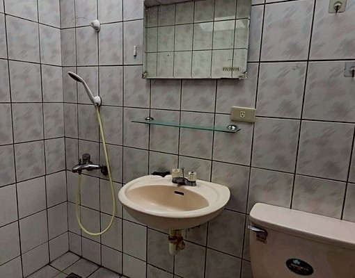 專任~市區24小時管理~2房屋況好電梯華廈 - Image 8