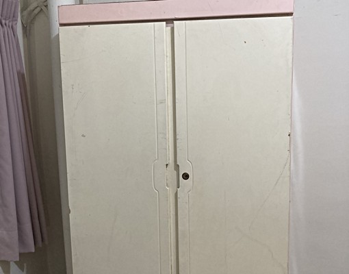 稀有釋出中區便宜超級大浴室套房~近鬧區 - Image 3