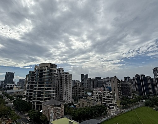 青埔高樓景觀兩房車 - Image 3