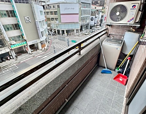 ✨可狗貓✨電梯一房一廳✨陽台獨洗曬✨台水電✨可雙租補✨近一中 - Image 9