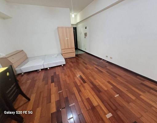 藝文特區G12商圈稀有陽台大套房 - Image 9