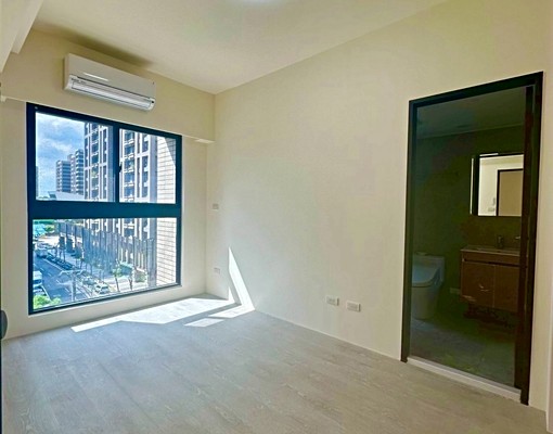 D社宅/首綻全新三房車/興仁夜市/租金已含管車/免仲可租補 - Image 3