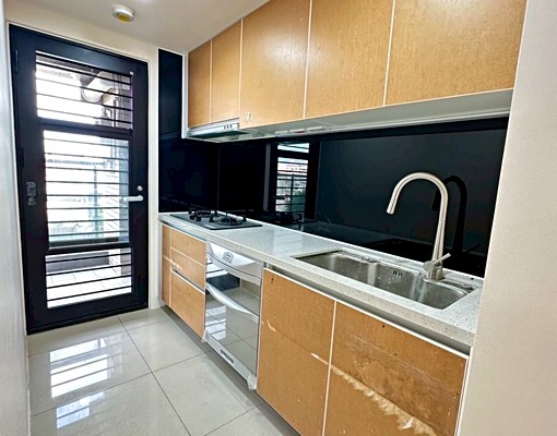 D社宅/首綻全新三房車/興仁夜市/租金已含管車/免仲可租補 - Image 9