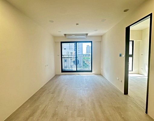 D社宅/首綻全新三房車/興仁夜市/租金已含管車/免仲可租補 - Image 1