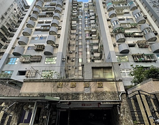 新店安祥路全新整理大兩房大露台｜可寵可租補免仲介費 - Image 13