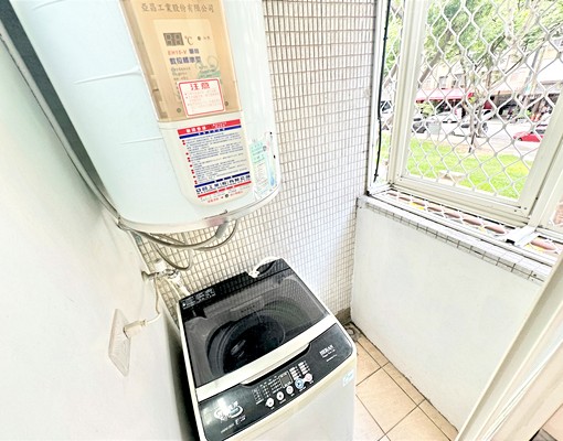 給我你的賴⭐一房一廳｜便宜大空間｜陽台獨洗｜木質地｜近中國醫 - Image 8