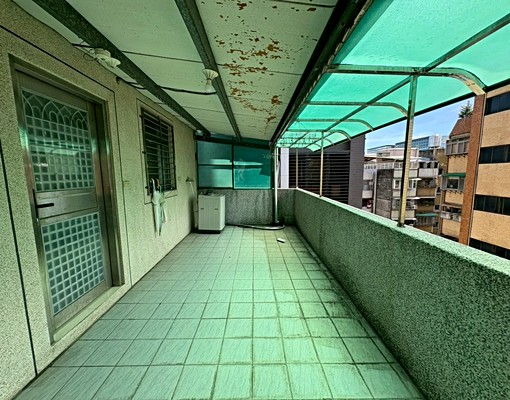 行天宮🫰家具新、格局正、採光好、包水網路、生活機能便利 - Image 11