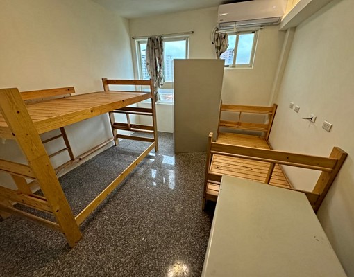 實惠租屋️9房3廳9衛️三民路二段 - Image 1