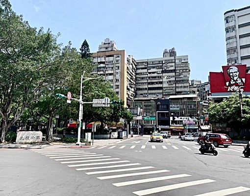 新北投捷運公園大廈便利宅 - Image 8