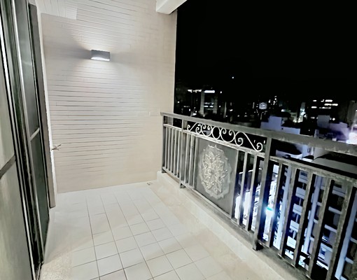 新竹城隍廟太睿國寶拎包入住優質裝潢四房車位另計可帶看 - Image 8