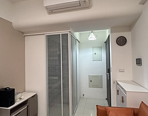 高雄火車站/高醫商圈..電梯2房..家具家電全 - Image 2