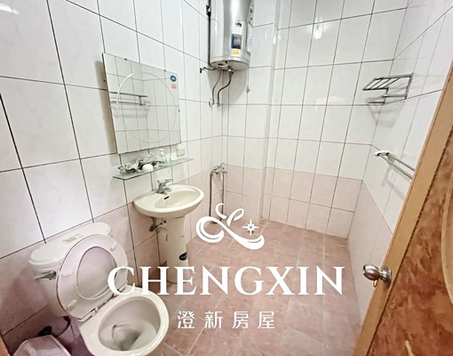 近國一交流道電梯大套房,總共有七間(歡迎詢問) - Image 7