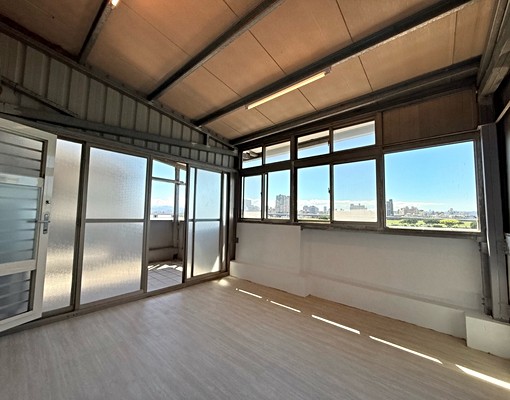 大橋頭🌟首批入住❗️河景美🏞變頻冷暖🌞水泥磚牆/獨洗曬 - Image 13