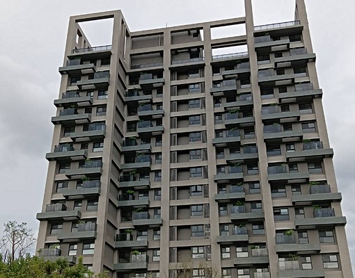 全新首租屏東市稀有三房雙陽台，格局方正附平車 - Image 13