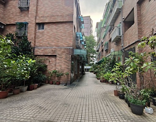 龜山長壽路店面一樓 - Image 2