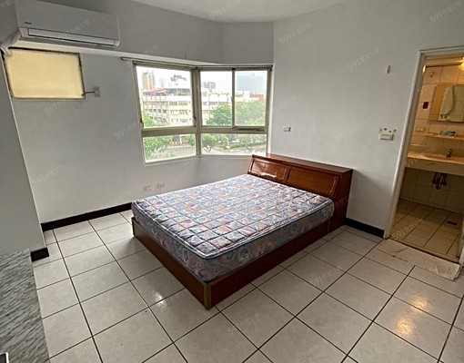 向上市場精誠商圈振宇五金旁/精美裝潢三房含車位/可寵可租補 - Image 5