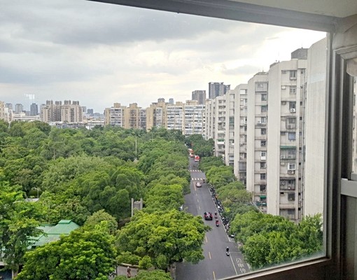 萬華國興路⭐青年公園旁⭐️景觀大套房⭐️免仲介費可租補 - Image 13