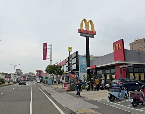 湖口正王爺壟商圈稀有全新透天大套房出租* - Image 1