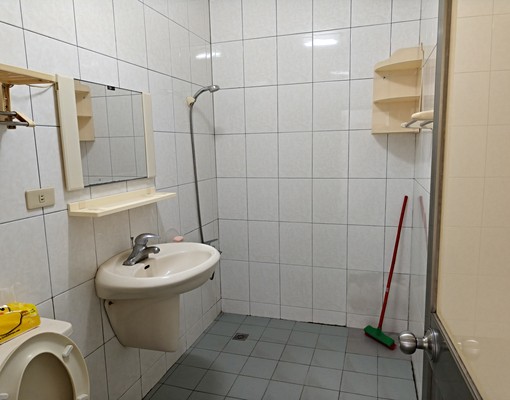整層住家｜公寓出租｜通風良好採光佳生活機能便利 - Image 9