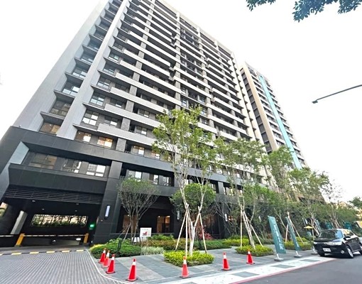 🌈榮馥大院3房平車🌈飯店式管理🌈可租補可報稅 - Image 2