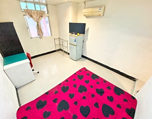 提供短租~可養寵物房~採光通風佳~免爬高樓層 - Image 1