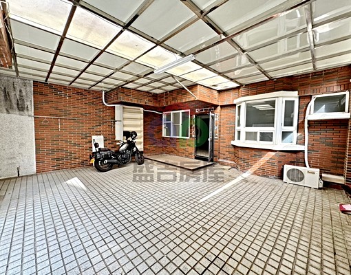 世貿東海,一樓大三房平面車位,可租補、戶籍、寵物、拜拜 - Image 2