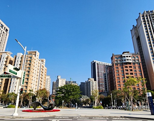 💯美術館恆上君悅對面為台鐵內惟站離高鐵10分鐘💯 - Image 1