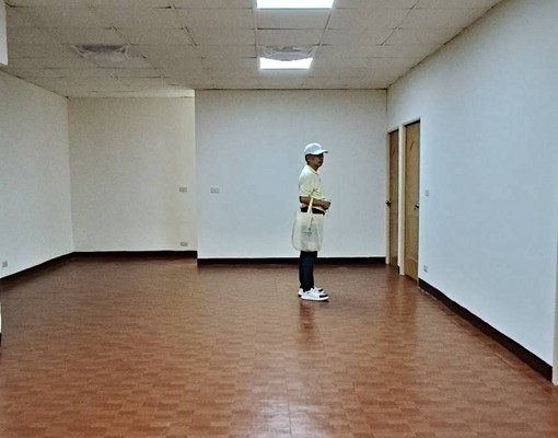 全新粉刷裝潢，一卡皮箱暢遊湳雅美食商圈 - Image 1