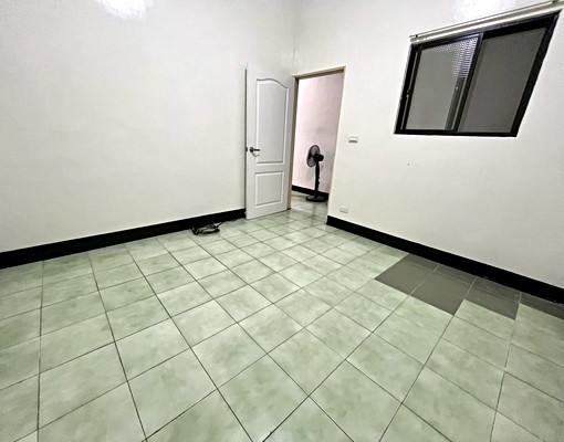 劍潭❣️可租補免爬高/全空屋格局方正/通風佳生活機能佳 - Image 4