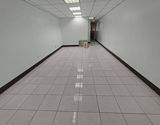 🎶近新興國中🎶新整理透天住家/住 - Image 2