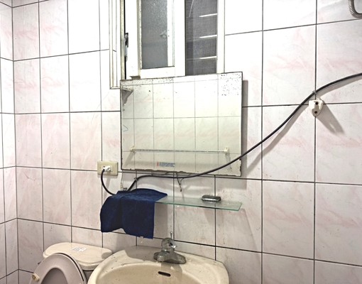 免服務費~免爬高~公寓2樓~空間小~價格便宜~有對外窗 - Image 4