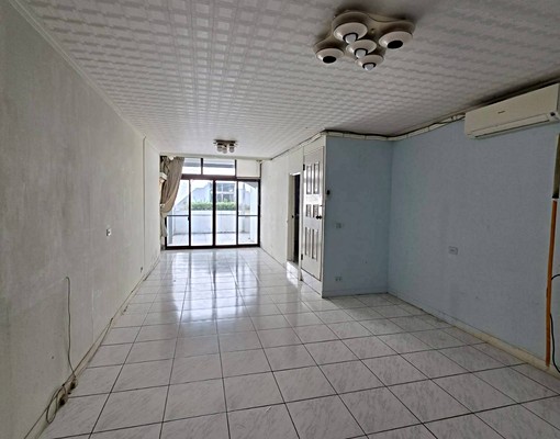 【中正國小】市區5米面寬/大坪數/住辦合一店住 - Image 11