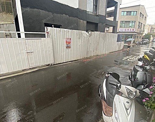 逢甲中國醫水湳/美滿街巷內透天精美裝潢爬梯2樓/可租補丟垃圾 - Image 12