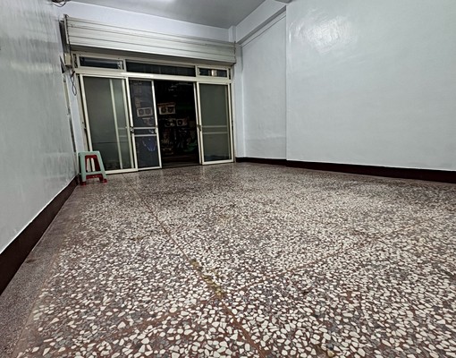 社宅租補💰自強路商圈,住辦皆可談,一樓大空間 - Image 2