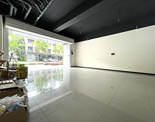甜心重劃區優質金店面含車位 - Image 3