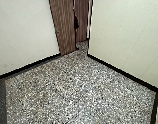 近捷運三重國小【優質2房1廳】可養寵★大面採光★獨立陽台 - Image 9