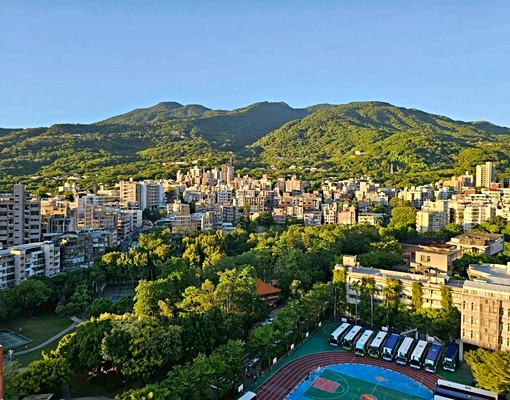 陽明山下√薇閣中學★高樓景觀2房溫泉+車位 - Image 2