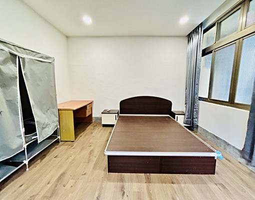 ⭐整棟住家|1.2樓透天|可停雙車|空屋隨您打理 - Image 6