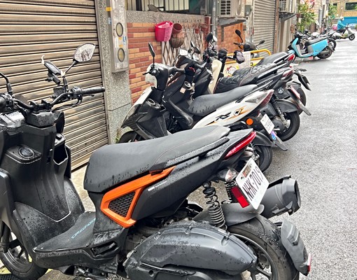 中原大學-明亮安靜-可停機車-磁卡進出-監視器 - Image 9