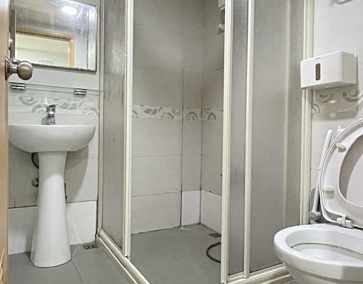 景安站旁後棟安靜採光二房(勿寵/可租補) - Image 11