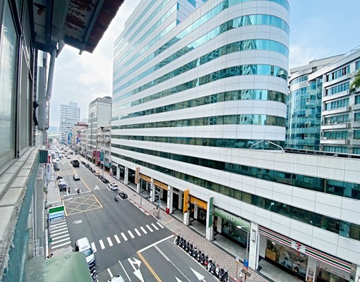 大坪林5mins全新冷氣大套房出租(可雙人 - Image 5