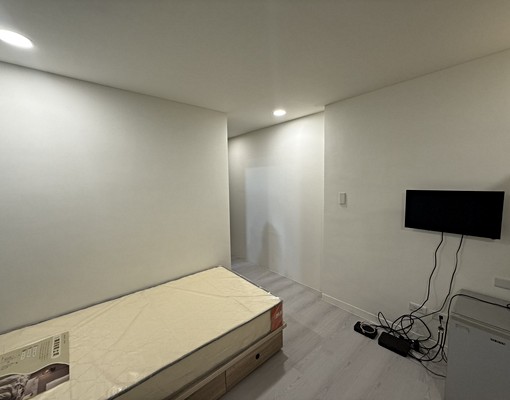 🍎可租補.限女性.單人居住🍎捷運劍潭美套🍎全新家具家電 - Image 8