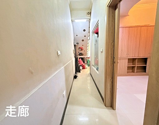 近鳳山家樂福一樓店面 - Image 8